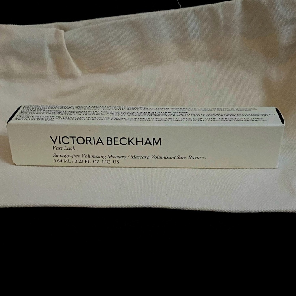 NIB Victoria Beckham Beauty Vast Lash Mascara in Black